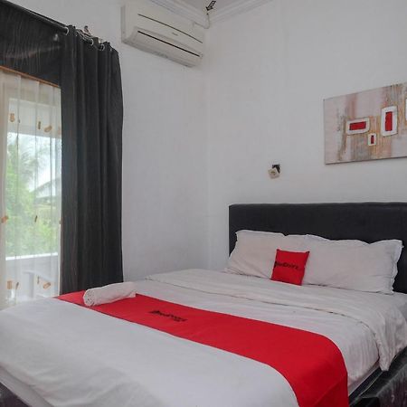 Reddoorz At Paris Ocean Hotel Parangtritis Exterior foto