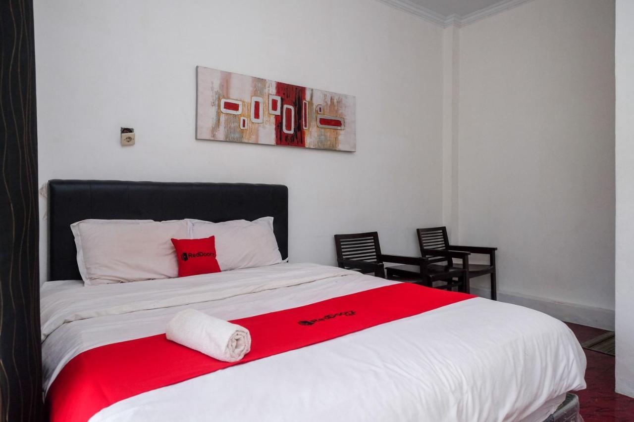 Reddoorz At Paris Ocean Hotel Parangtritis Exterior foto