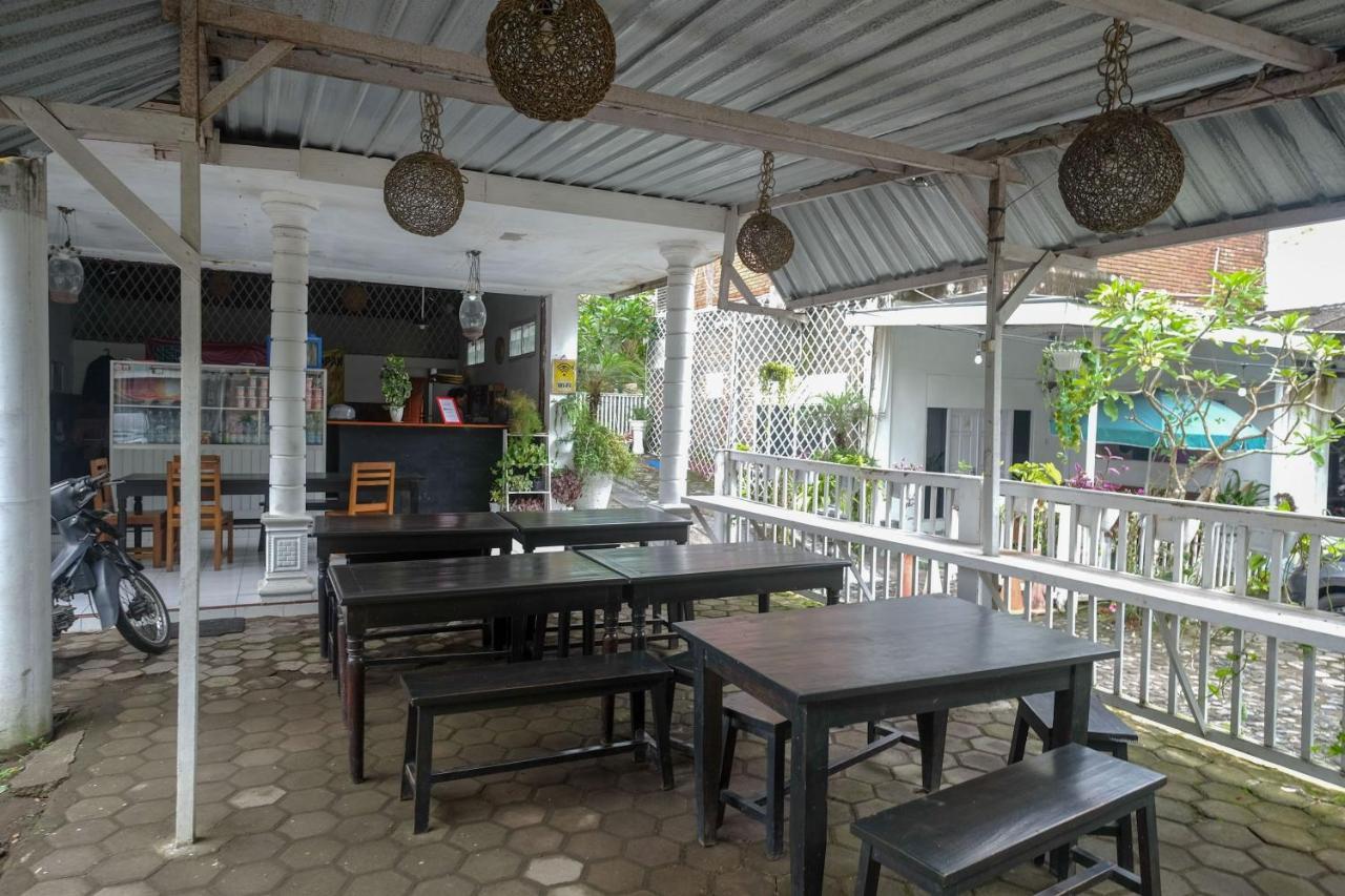 Reddoorz At Paris Ocean Hotel Parangtritis Exterior foto