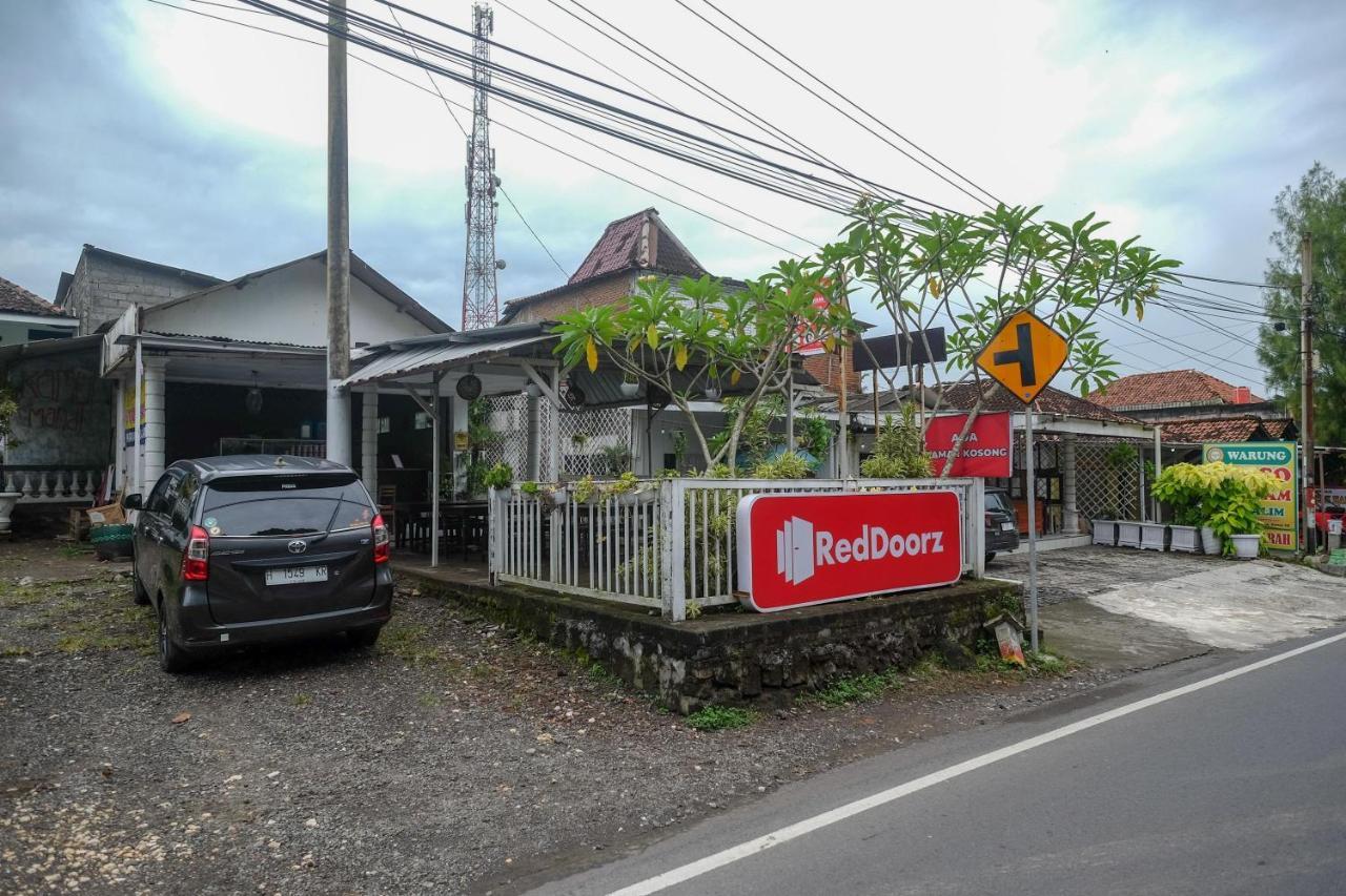 Reddoorz At Paris Ocean Hotel Parangtritis Exterior foto